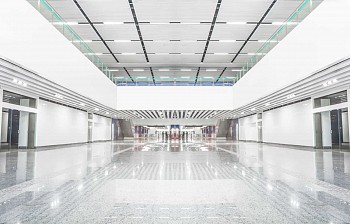 How Commercial Floor Cleaning Equipment in Calgary, Vancouver, and Manitoba Enhances Cleanliness and
