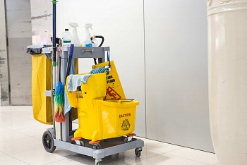 How Busy-Bee’s Commercial Cleaning Products Help Calgary Businesses Stay Compliant