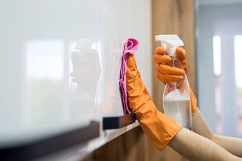 How to Set Up a Cleaning Schedule With the Best Sanitary Supplies in Western Canada